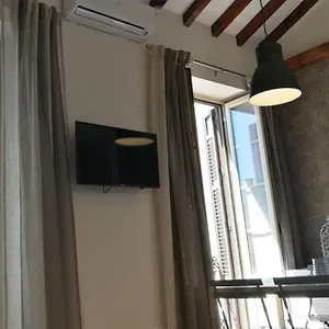 Center Cathedral Views & Free Wifi Apartment